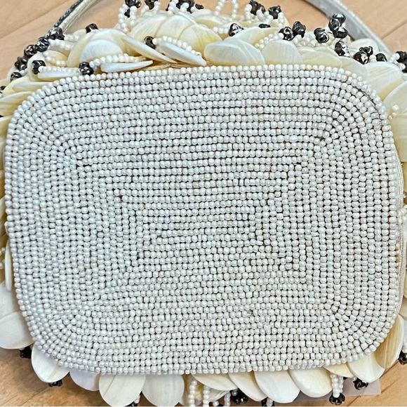 NWT Monique Leshman MOP Shell, Bead, Crystal, & Rhinestone Embellished Purse - Picture 4 of 11